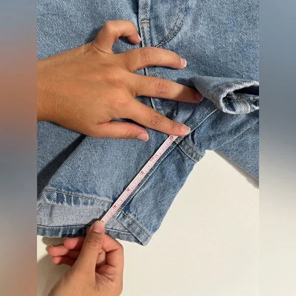 High Waist Mom Jean Shorts Relaxed Fit Size 4 Zara - Picture 6 of 6